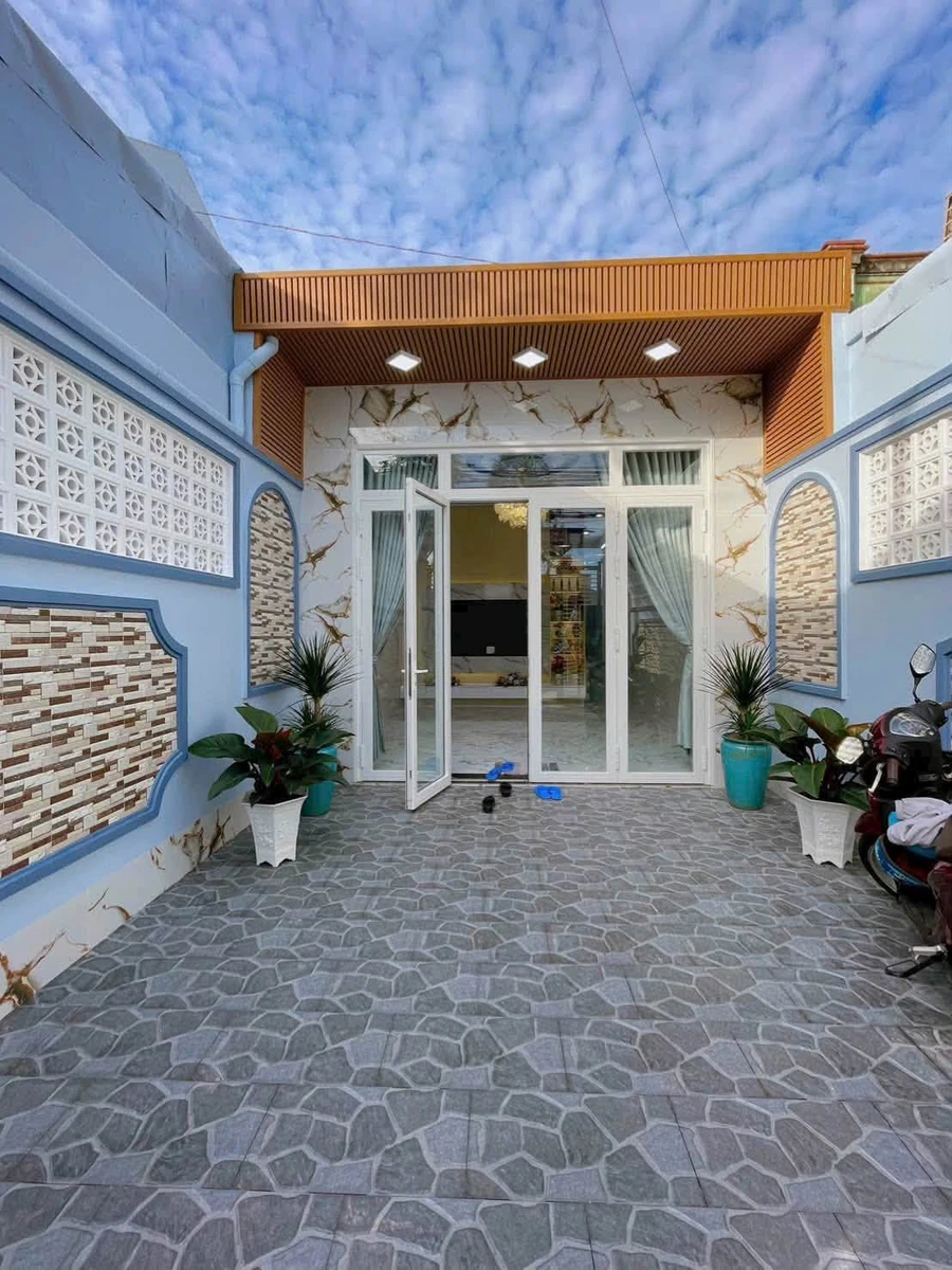 Bán nhà phố 3PN 104m2 Nguyễn Chí Thanh Thủ Dầu Một - Ảnh thu nhỏ 3