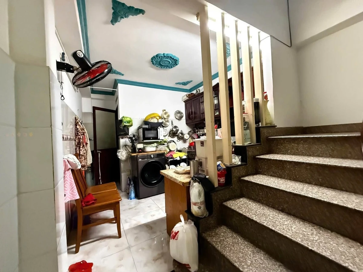 Bán nhà hẻm xe hơi 3 tầng 3PN Lạc Long Quân, Quận 11, 40m2, giá 6 tỷ - Ảnh thu nhỏ 4