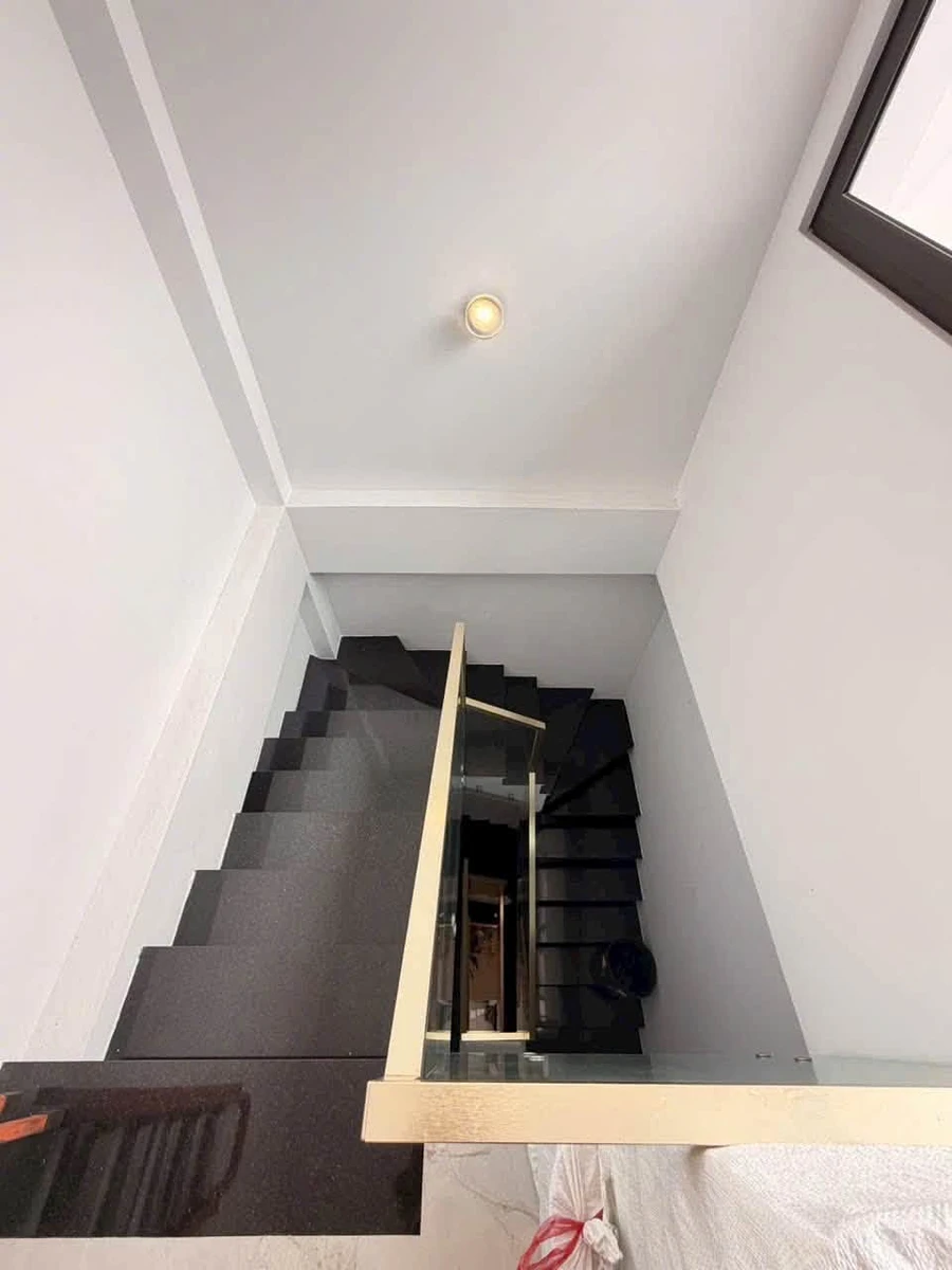 Bán nhà Âu Cơ Tân Bình 4 tầng, 4.7x8m, giá 6.95 tỷ - Ảnh thu nhỏ 3