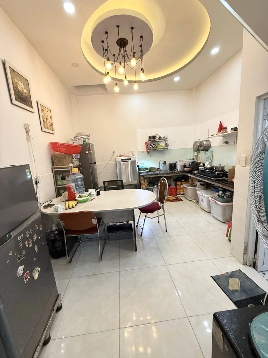 Bán nhà 3 tầng mái đúc Quận 5, 4x12m, gần mặt tiền - Ảnh thu nhỏ 3