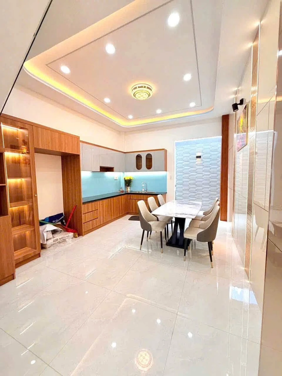Bán nhà 4 tầng full nội thất 180m² Quận 9, cạnh Gamuda - Ảnh thu nhỏ 5