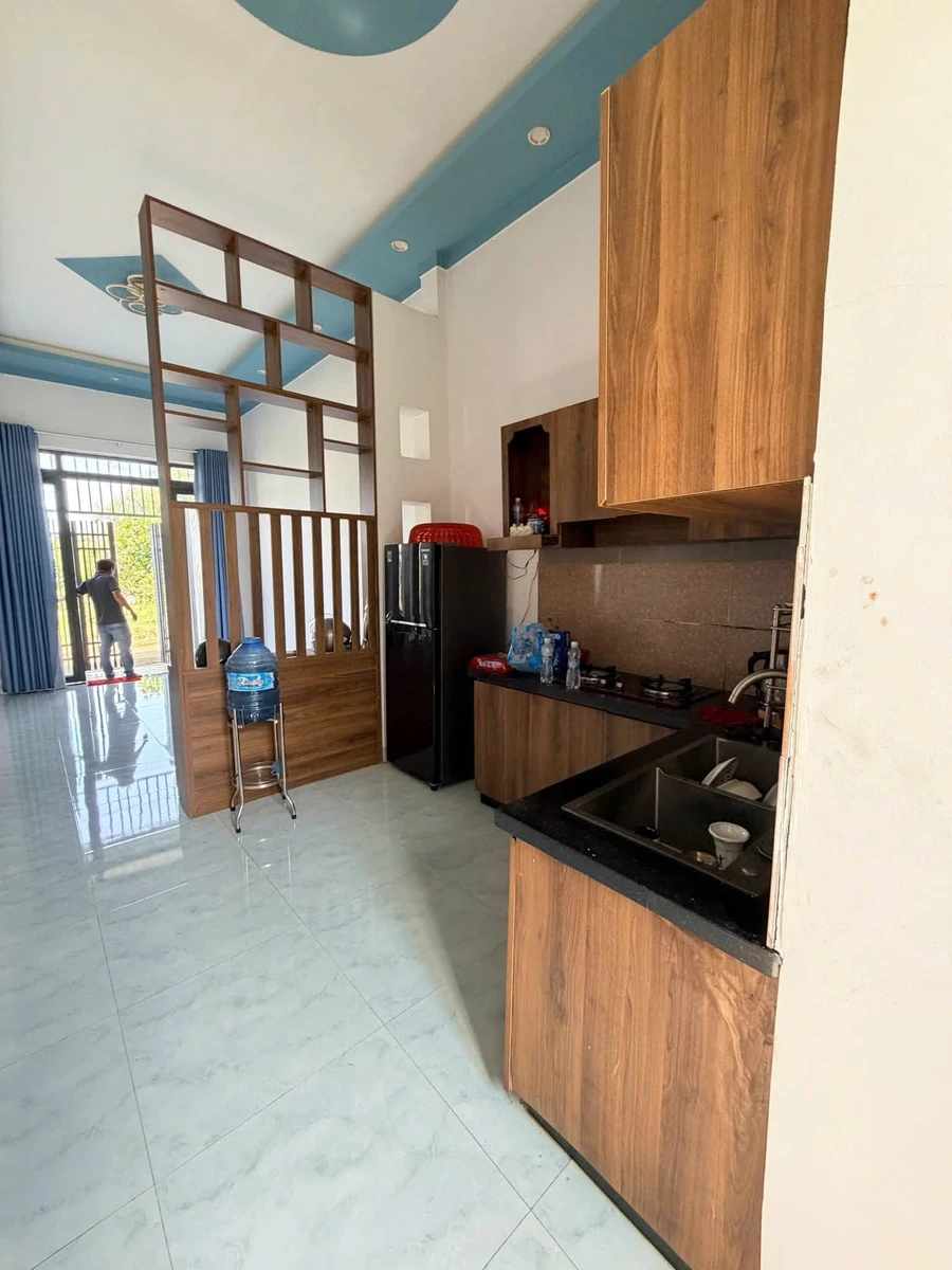 Bán nhà Tân Phú 72m² 2PN khoảng 800 triệu - Ảnh thu nhỏ 3