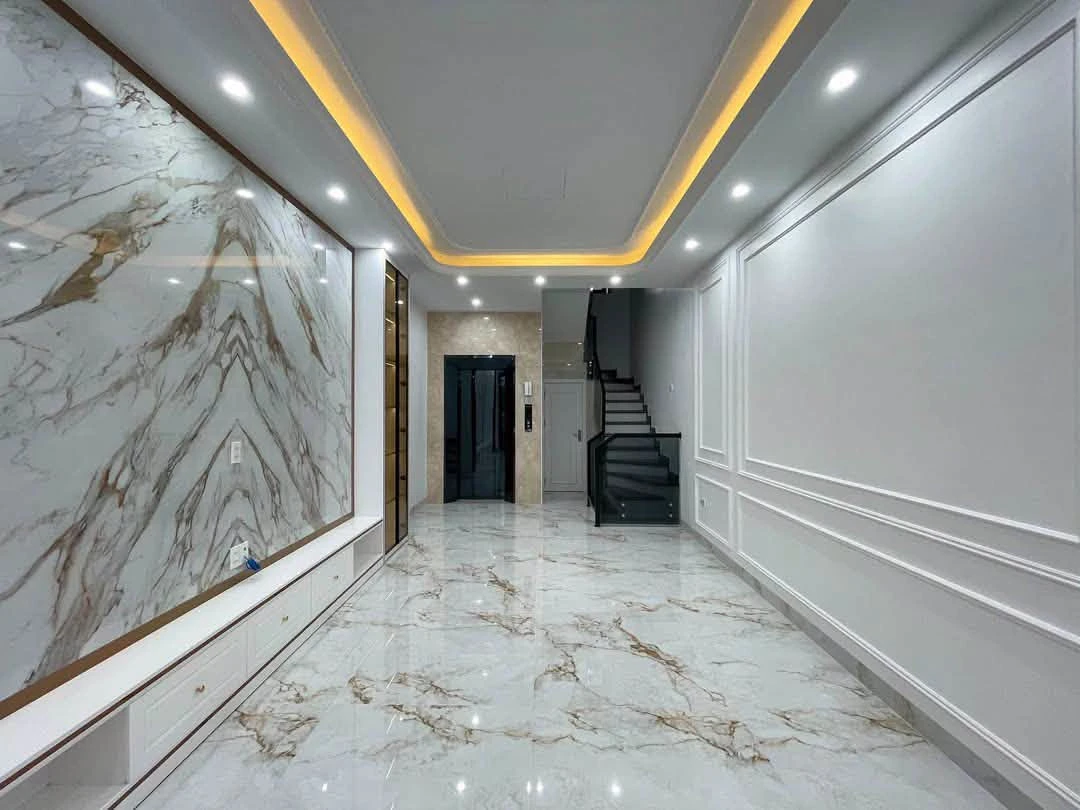 Bán nhà 6 tầng thang máy 40m2 Lê Hồng Phong 7.99 tỷ - Ảnh 1