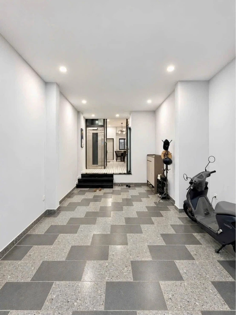 Bán nhà hẻm ô tô 62m2, 4 tầng có thang máy, Huỳnh Văn Bánh, Phú Nhuận, giá nhỉnh 15 tỷ - Ảnh thu nhỏ 2