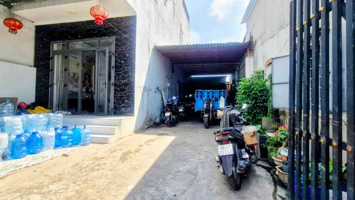 Bán nhà hẻm xe tải 105m² 3 tầng Tam Bình 5,3 tỷ - Ảnh thu nhỏ 2