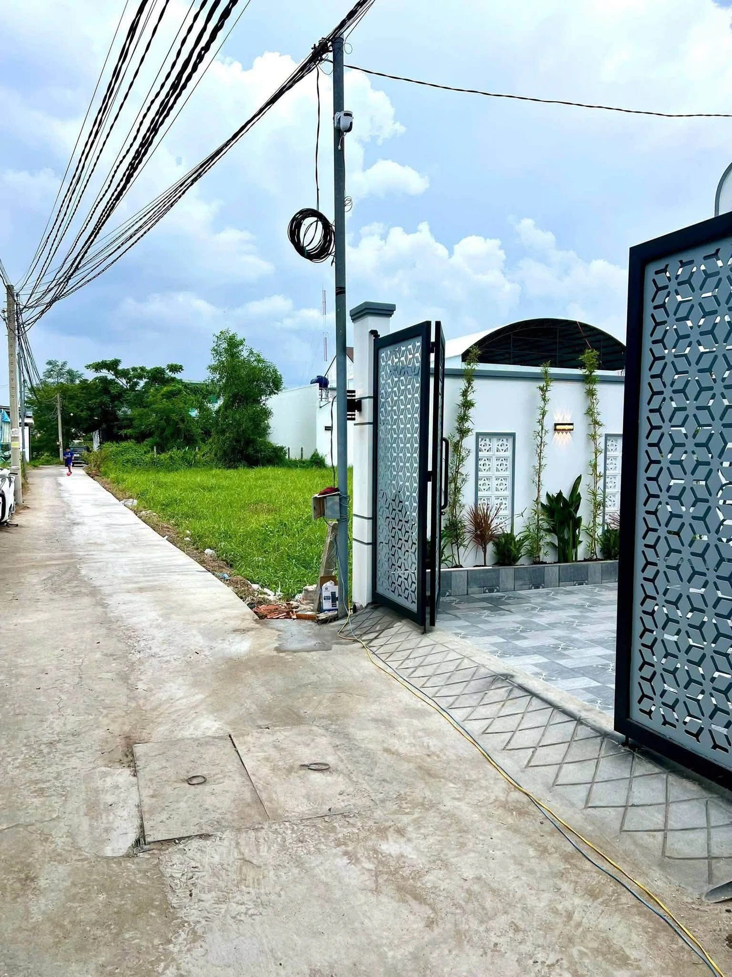 Bán nhà mới 105m2, 2PN ở hẻm thẩm mỹ viện Diva, Tân Phú - Ảnh 1