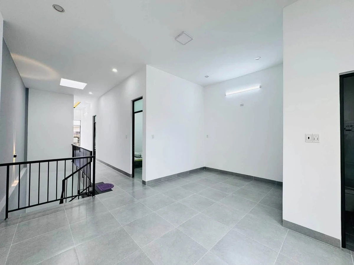 Bán nhà 2 tầng 99m2 Bà Triệu 2,19 tỷ - Ảnh thu nhỏ 4