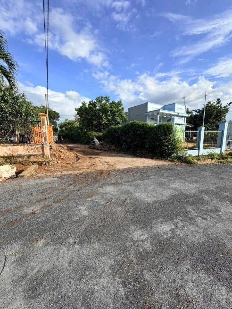 Bán đất 10x20m gần chợ Phan Huy Chú, 1 tỷ 350 - Ảnh thu nhỏ 3