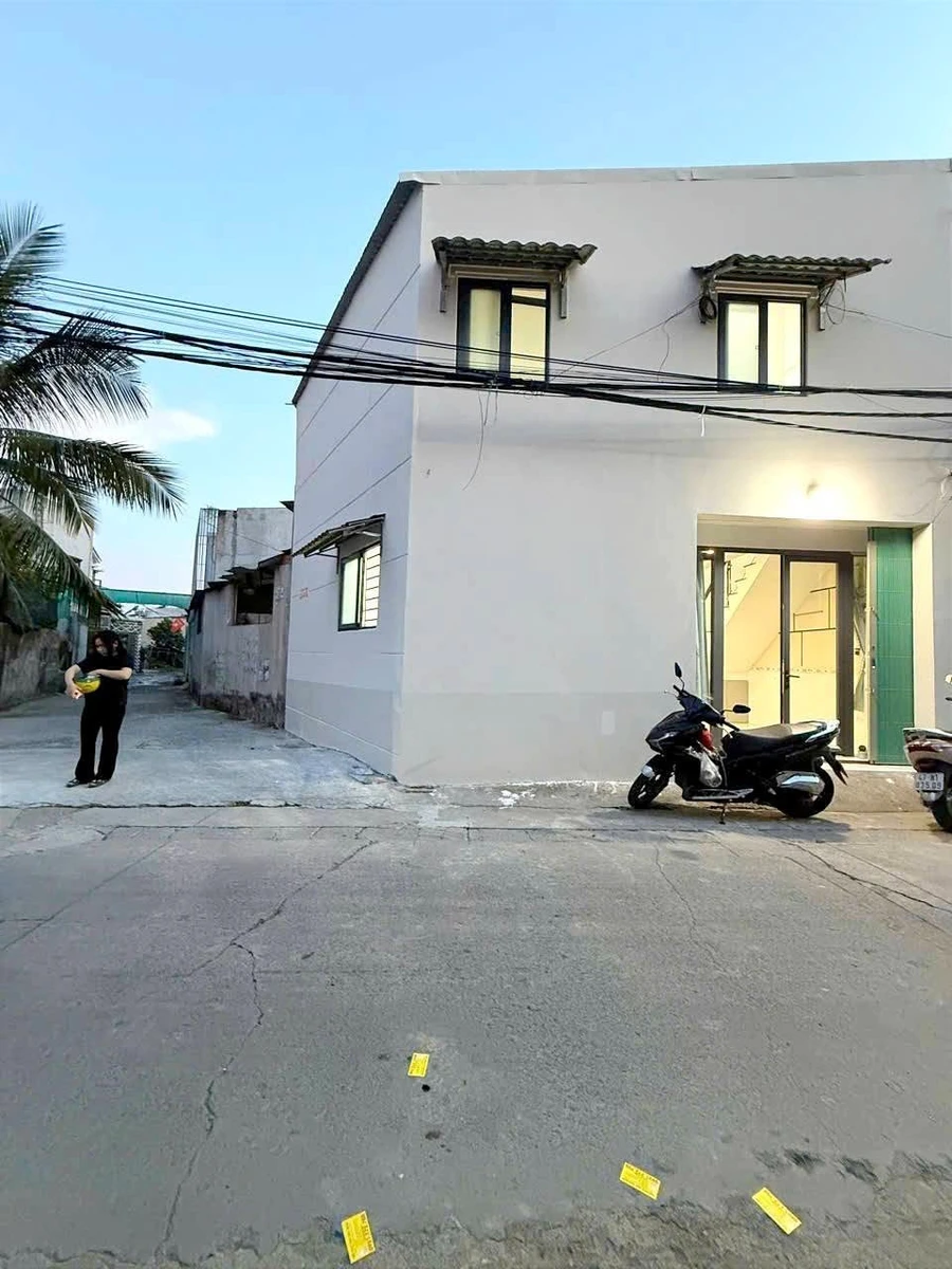 Bán nhà 1 trệt 1 lầu 80m2 góc 2 mặt tiền Phường Trảng Dài 980 triệu - Ảnh thu nhỏ 3
