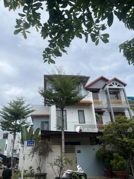 Siêu phẩm villa 3 mặt tiền thoáng ngay Hải Châu gần các trường quốc tế và biệt thự