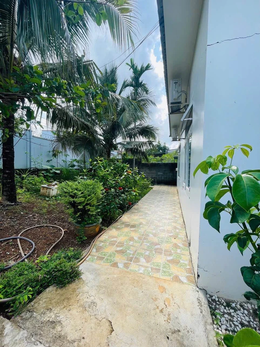 Bán villa sân vườn 150m2, 4 phòng ngủ, Quận 12 - 5.7 tỷ - Ảnh thu nhỏ 4