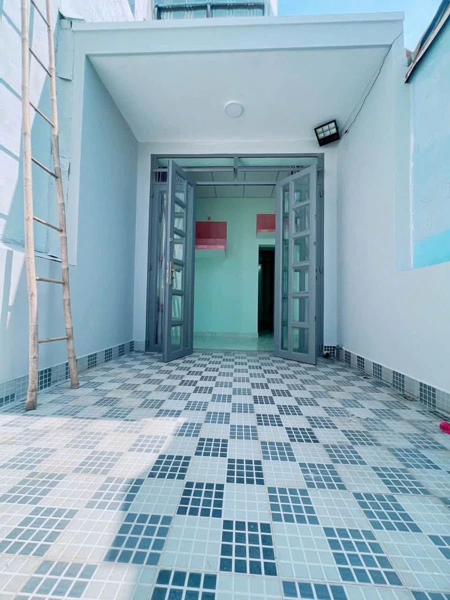 Bán nhà hẻm Đoàn Văn Bơ Quận 4, 51,5m², 4PN, giá 5,299 tỷ - Ảnh thu nhỏ 3