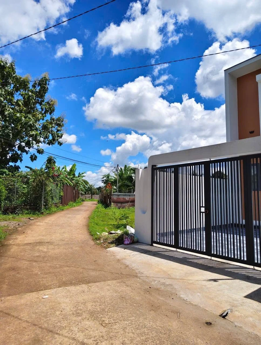 Bán nhà 1 trệt 1 lầu 3PN tại Bàu Trâm, Long Khánh 1 tỷ 850 triệu - Ảnh thu nhỏ 3