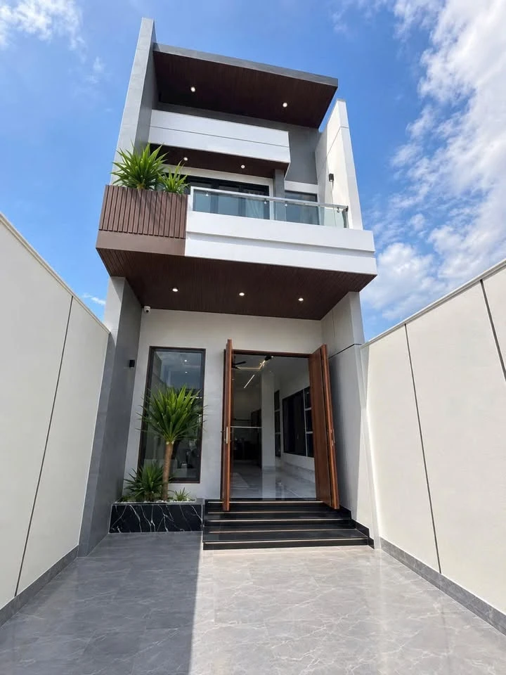 Bán nhà 1 trệt 1 lầu 121.5m² Nguyễn Văn Linh, Tây Ninh - Ảnh thu nhỏ 3