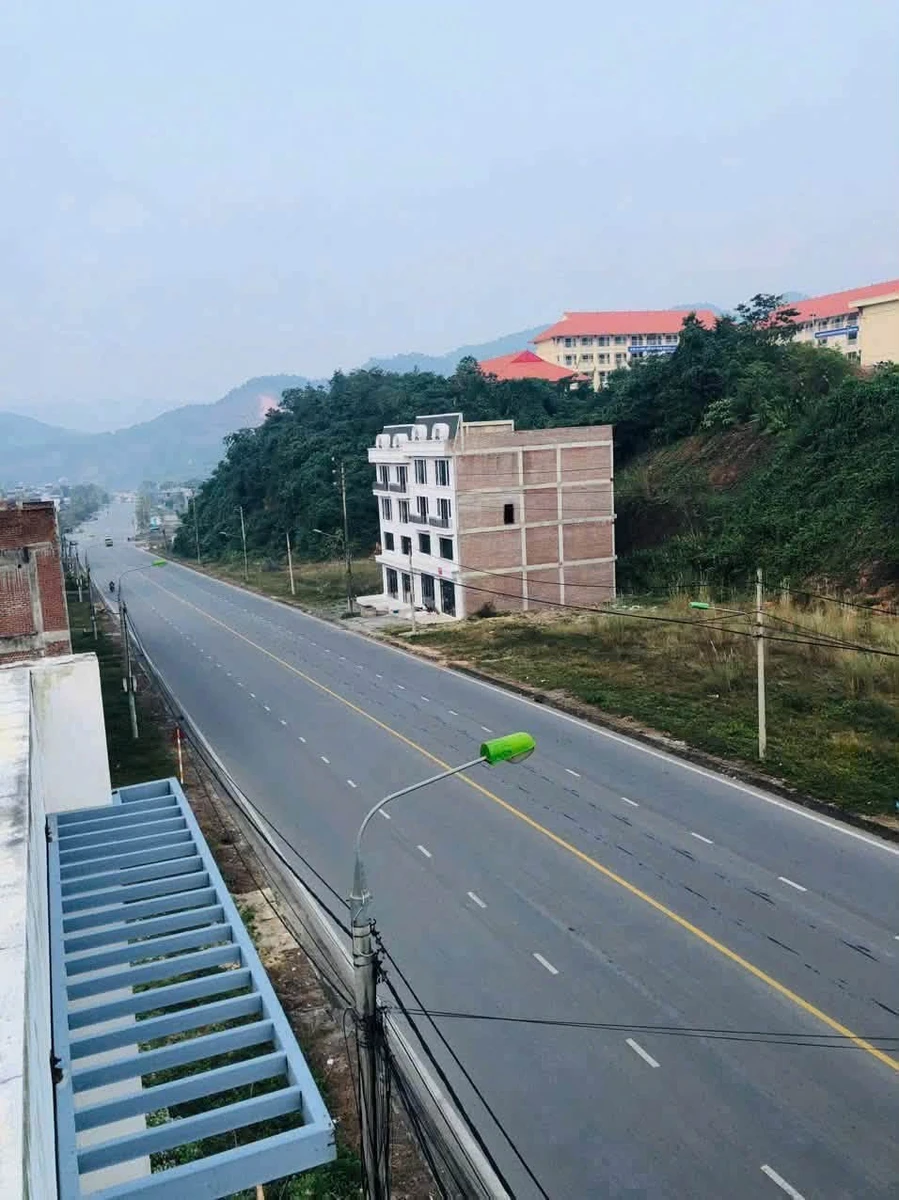 Nhà thô 4 tầng 100m² đường 19,5 Lào Cai 2 tỷ - Ảnh thu nhỏ 2