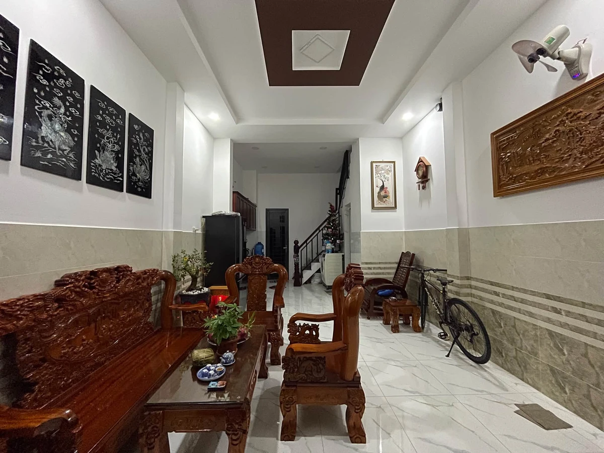 Bán nhà 120m2 3 phòng ngủ giá 2,7 tỷ Cần Giuộc Long An - Ảnh thu nhỏ 2