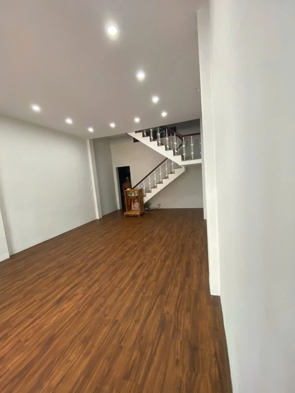 Bán nhà mặt tiền Huỳnh Thúc Kháng 70m² Đà Nẵng 10,9 tỷ