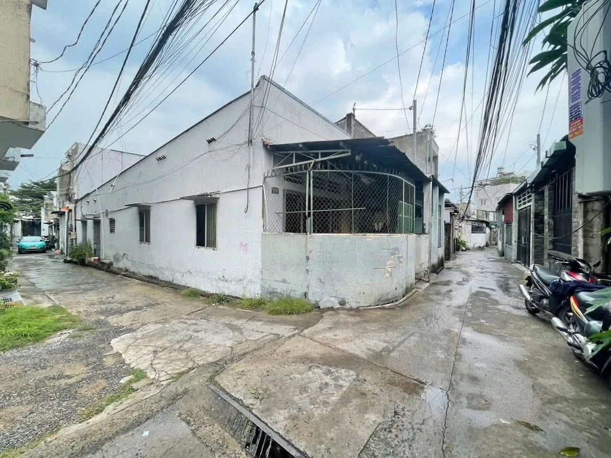 Nhà góc 2 mặt tiền 87m² sau lưng BV Đồng Nai - Ảnh thu nhỏ 2