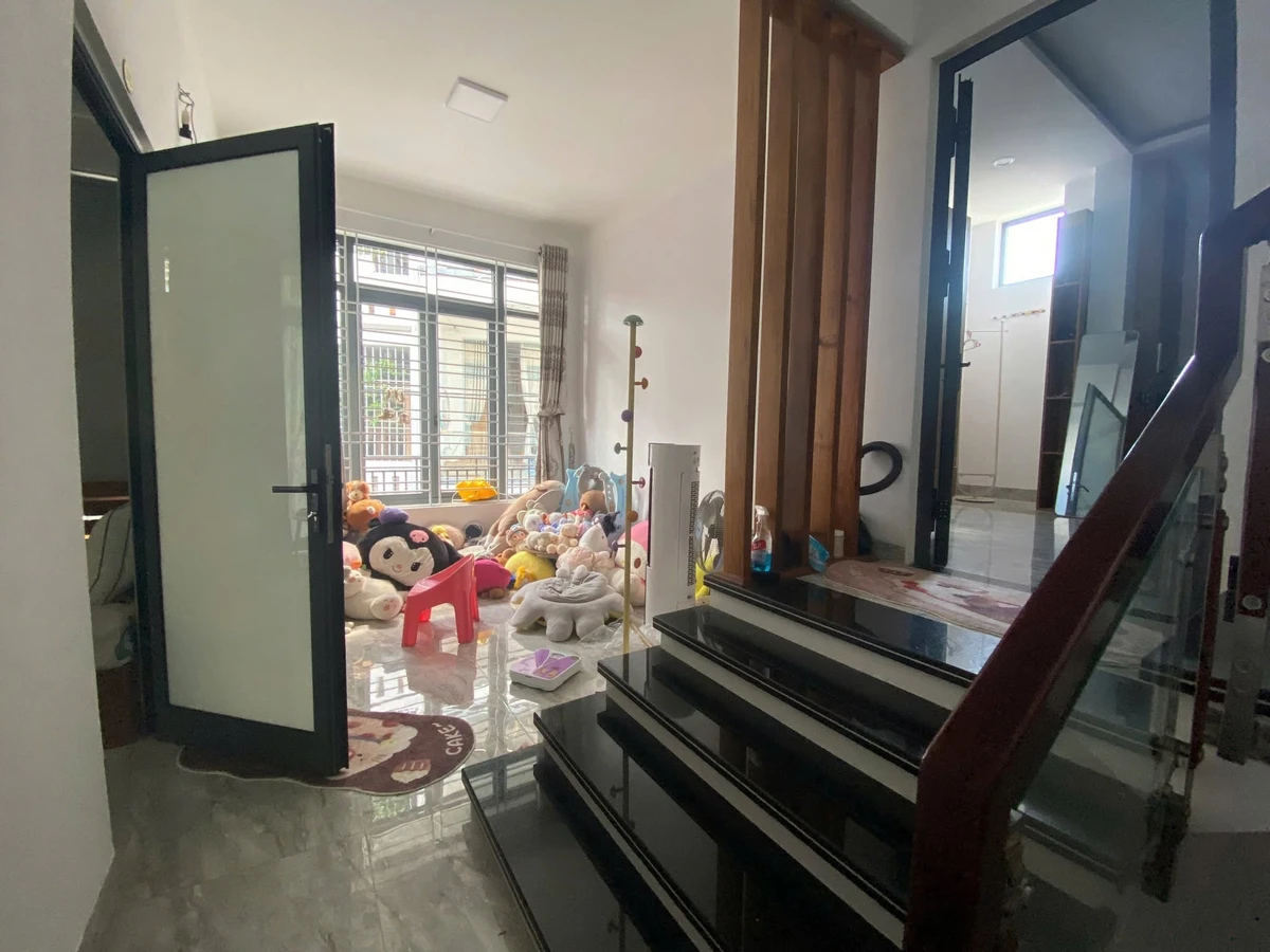 Bán nhà 3 tầng kiệt Lê Quý Đôn, đất 141m2, 4 phòng ngủ, giá 7,5 tỷ, Huế - Ảnh thu nhỏ 4