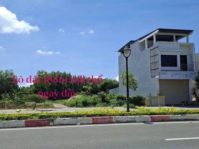 Bán đất Bà Rịa 183m2, 2 tỷ, sổ sẵn