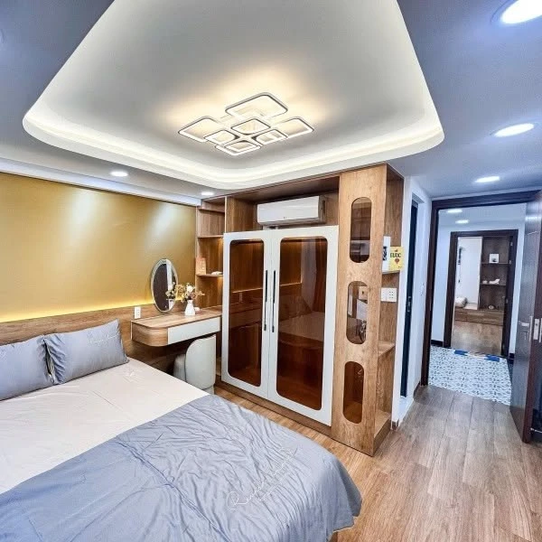 Bán nhà phố 4 tầng 136m² 6PN 6WC Phan Xích Long Phú Nhuận - Ảnh thu nhỏ 2