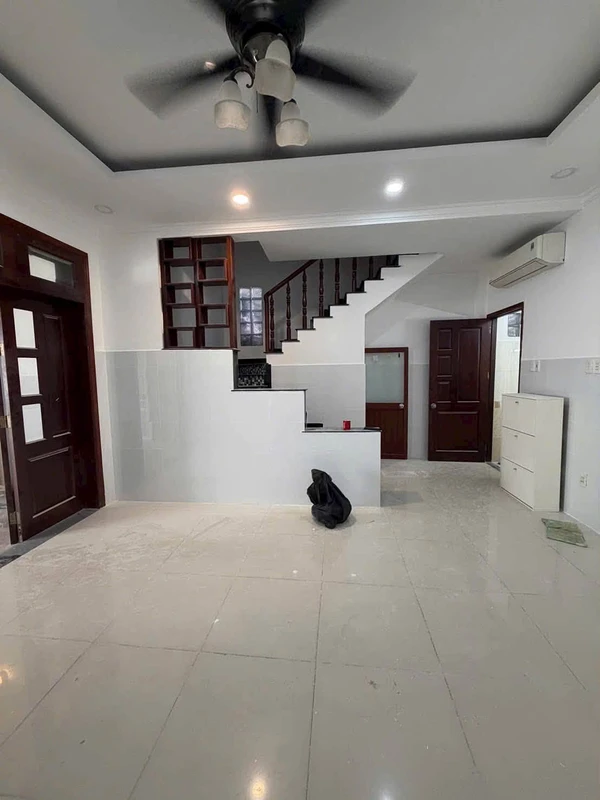 Cho thuê nhà nguyên căn 2PN Nguyễn Hữu Cảnh, Bình Thạnh 16 triệu/tháng