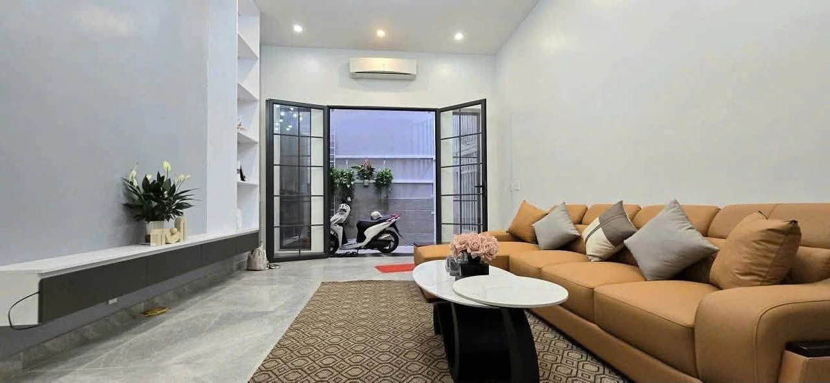 Bán nhà 4,5 tầng 56m2 Hồ Sen Hải Phòng, giá 3,89 tỷ - Ảnh thu nhỏ 3