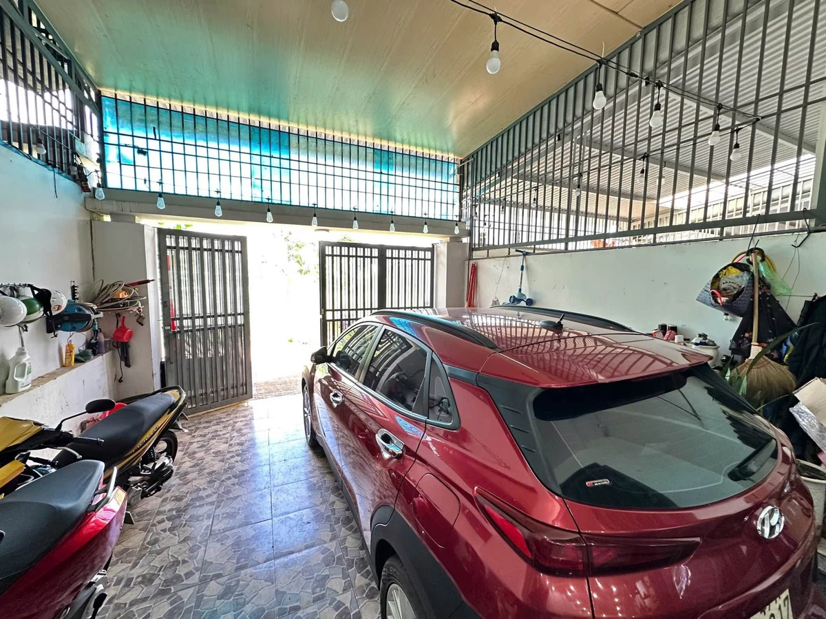 Nhà bán 2 tầng 100m² gần CoopMart Hóc Môn, 3.2 tỷ - Ảnh 1