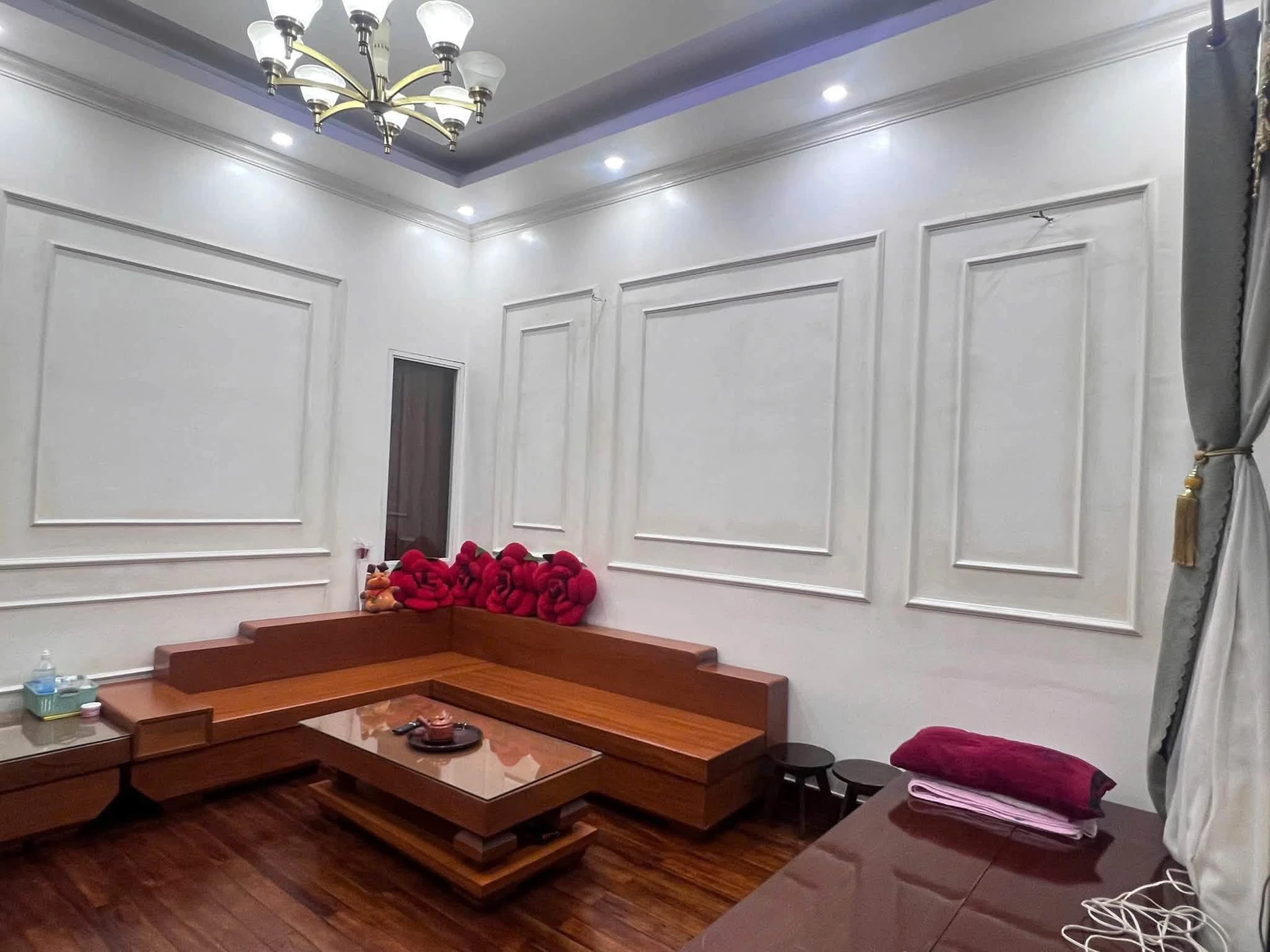 Bán nhà 2 tầng 67m2 2PN Võ Thị Sáu Quận 1 - Ảnh 1