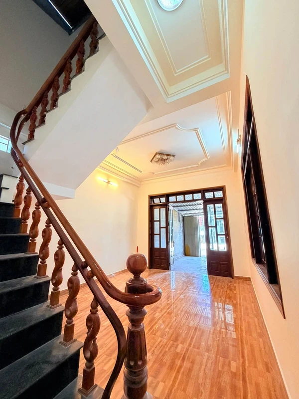 Bán nhà Đà Lạt 147m² mặt tiền đường Lạc Long Quân 4,7 tỷ