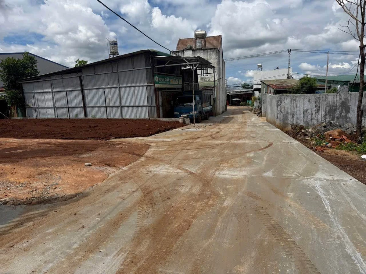 Bán đất Buôn Ma Thuột 5.6x18m, 2.45 tỷ/lô - Ảnh thu nhỏ 2