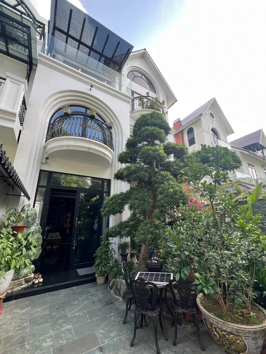 Bán biệt thự Geleximco Lê Trọng Tấn, 240m2, 44.9 tỷ - Ảnh thu nhỏ 2