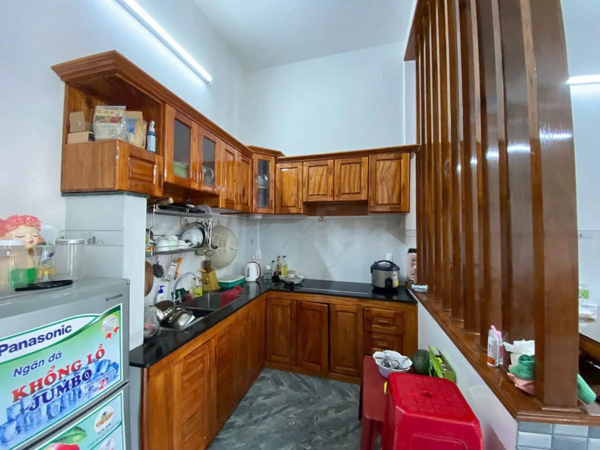 Bán nhà 2.5 tầng 57m2 đường Nguyễn Công Trứ Tuy Hoà - Ảnh thu nhỏ 4