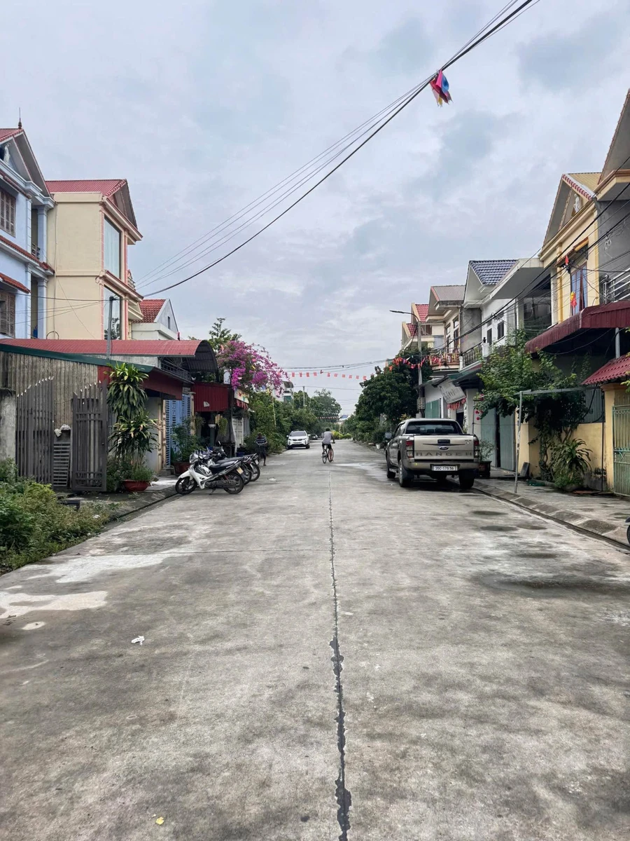 Bán lô đất 108.1m2 mặt tiền Phạm Thuật Duật, Quận 1 - Ảnh 1