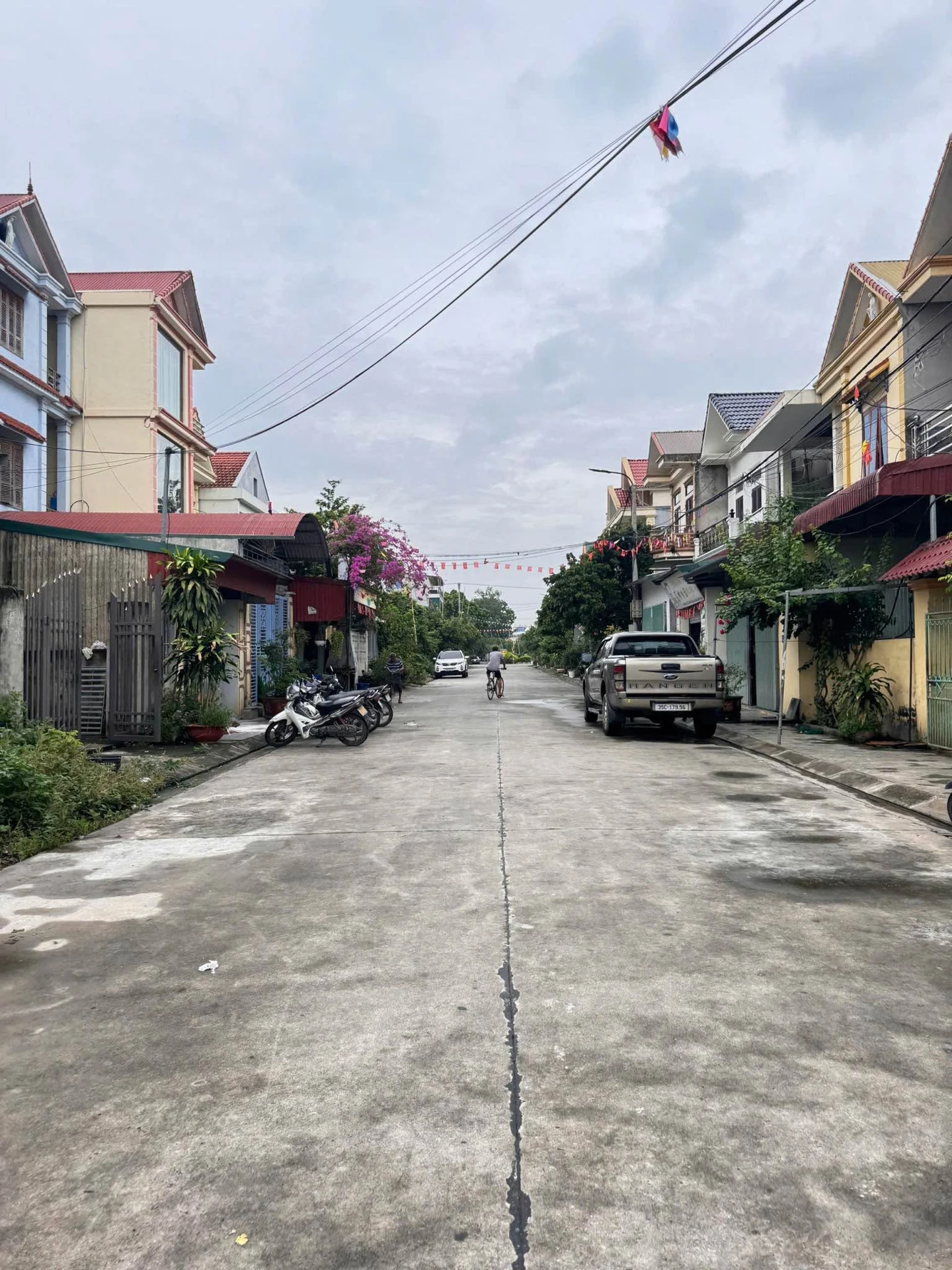 Bán lô đất 108.1m2 mặt tiền Phạm Thuật Duật, Quận 1 - Ảnh 1