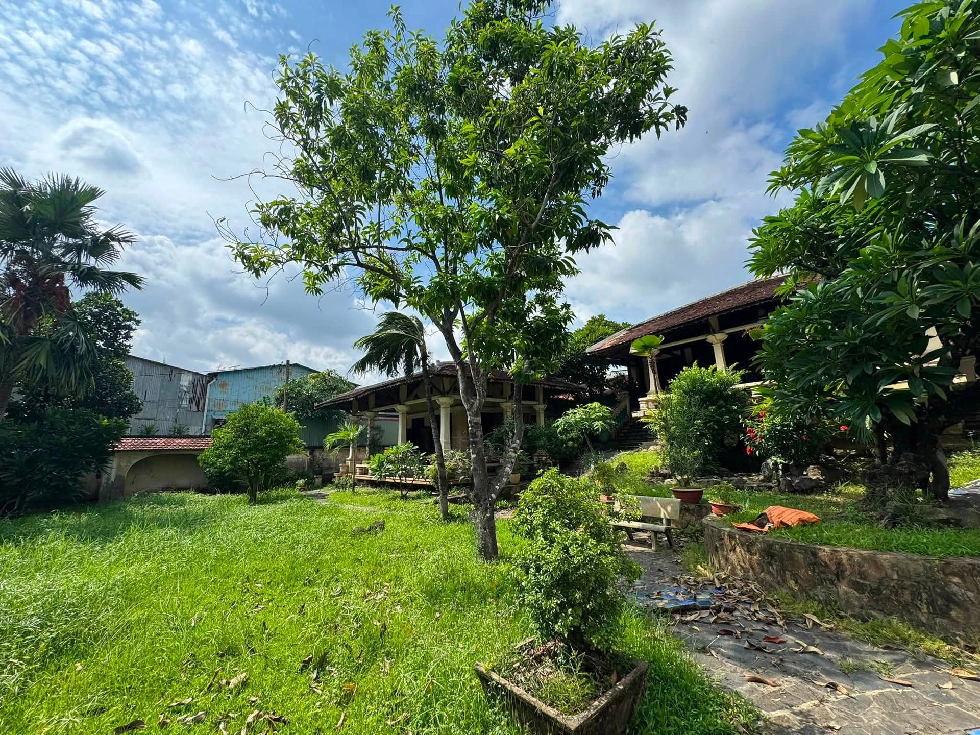 Bán biệt thự Hiệp Bình Chánh Thủ Đức 1150m2, 42 tỷ - Ảnh 1
