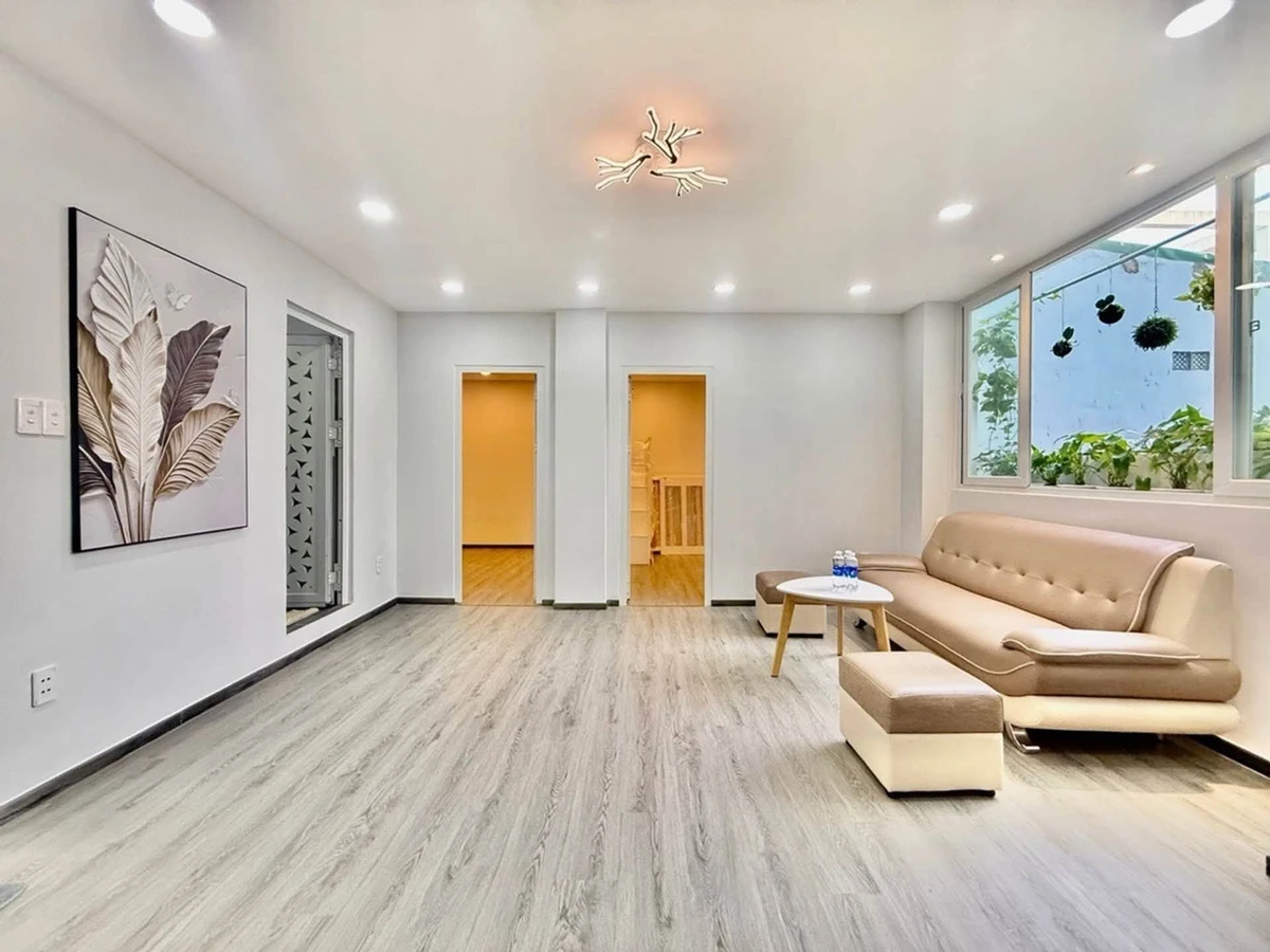Bán căn hộ 60m2 full nội thất Phan Văn Trị Bình Thạnh nhỉnh 2 tỷ - Ảnh 1