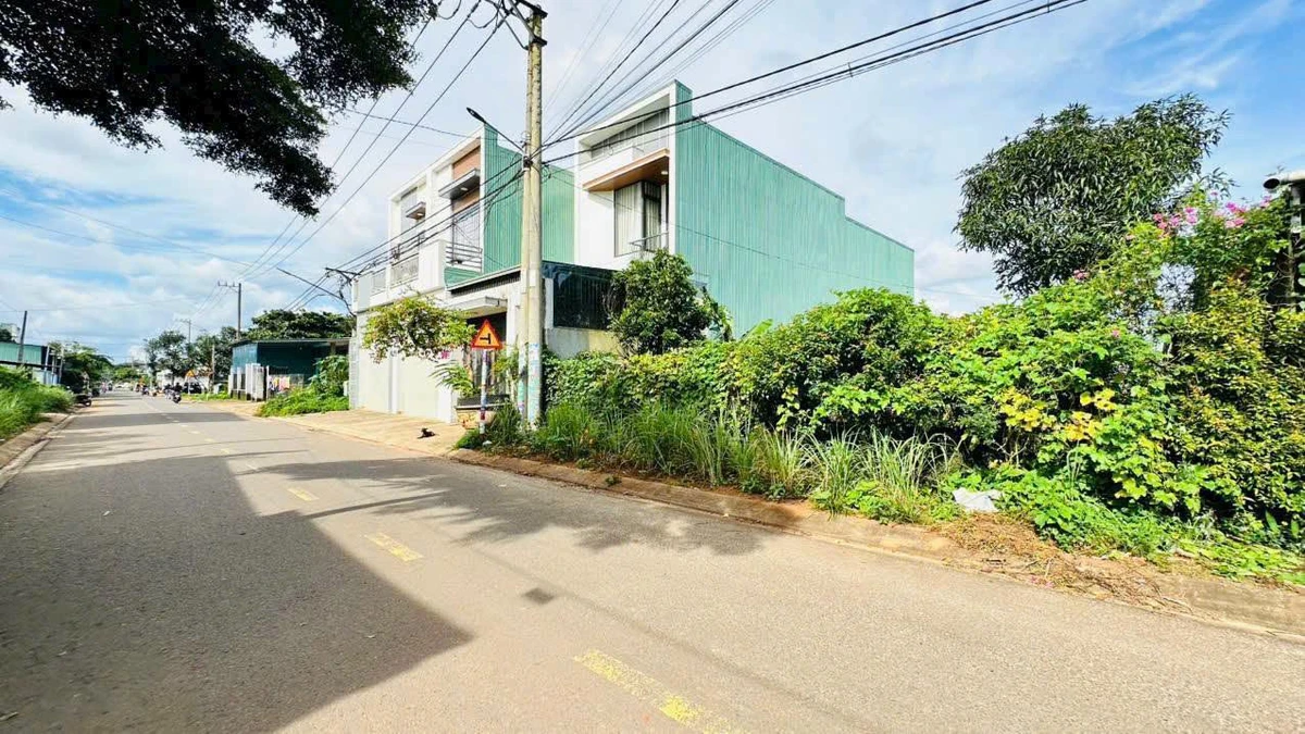 Bán đất mặt tiền Nguyễn Hữu Thọ 330m² giá 3.8 tỷ - Ảnh 1