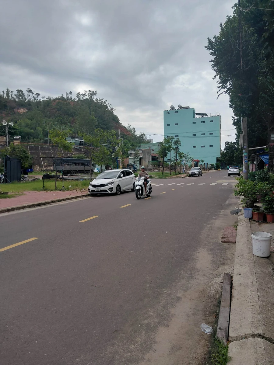 Bán nhà mặt tiền Quy Nhơn Nam, 90m2, 3 tỷ - Ảnh thu nhỏ 2