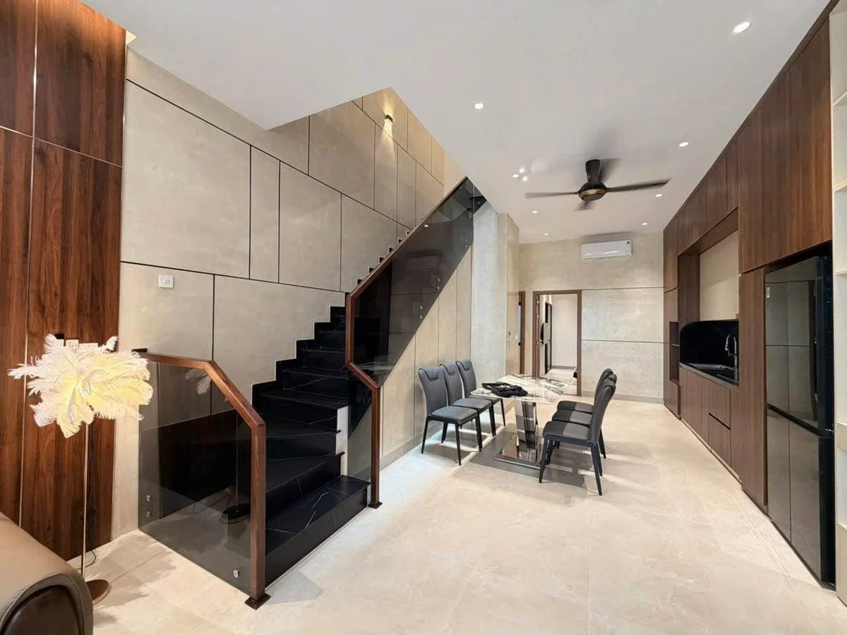 Bán nhà 3 tầng 105m² 4PN Hòa Xuân 8.9 tỷ - Ảnh thu nhỏ 4