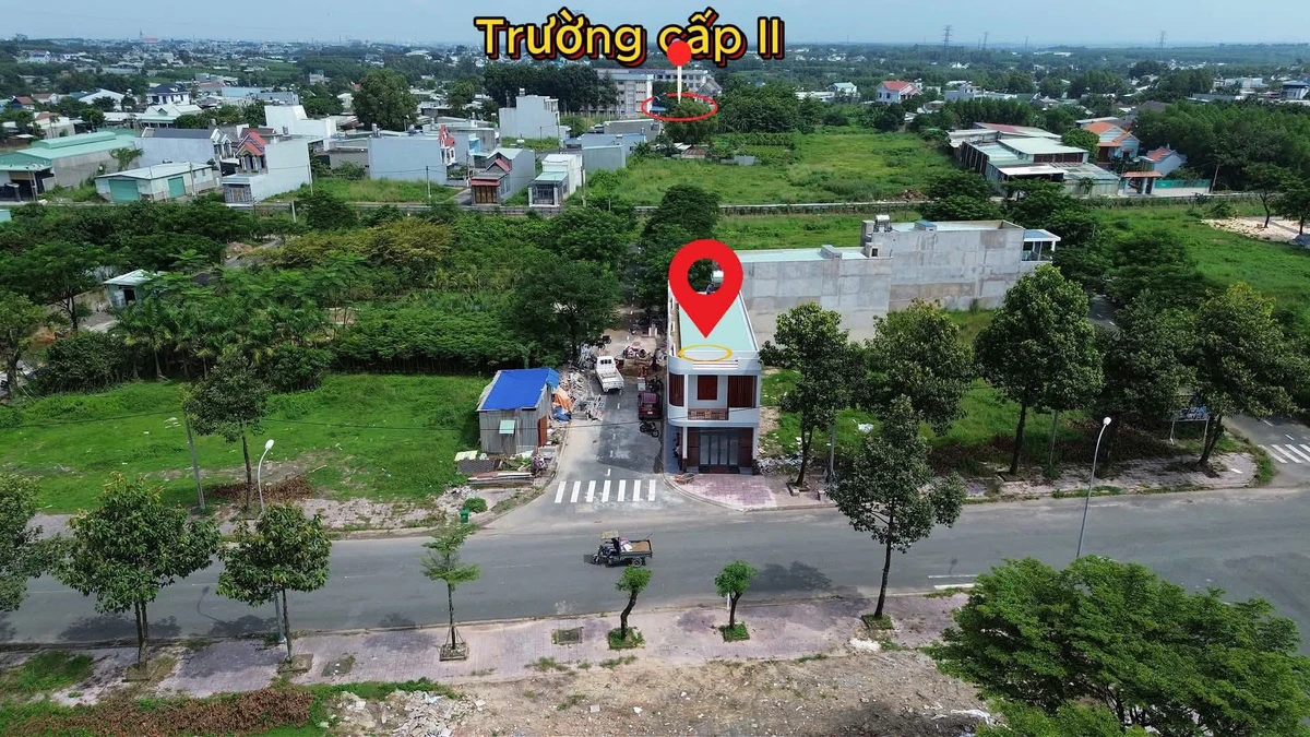 Bán nhà lầu căn góc 2 mặt tiền 200m2 sổ riêng thổ cư tại Biên Hòa, Đồng Nai - Ảnh thu nhỏ 2