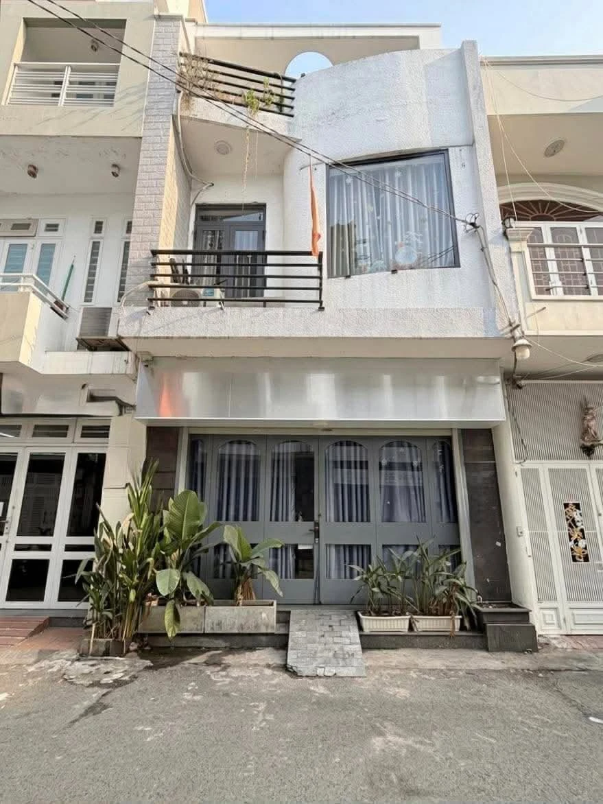 Bán nhà Tân Phú 4PN 60m² gần Vincom - Ảnh thu nhỏ 3