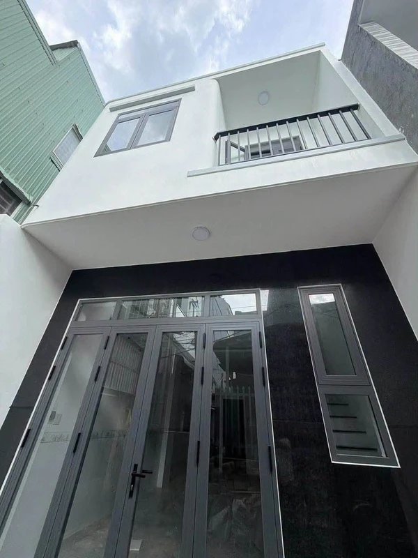 Bán nhà hẻm 50m2 gần Chợ Hoa Lư, Quy Nhơn, 2 tỷ 4