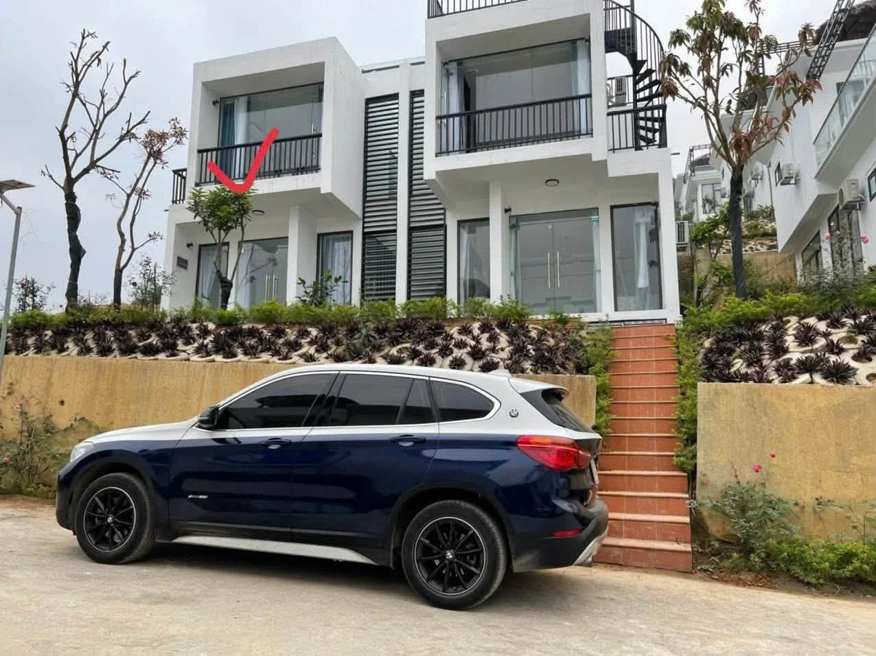Bán villa song lập 150m2, 2 PN, 3 tỷ 1 tại Hòa Bình - Ảnh 1