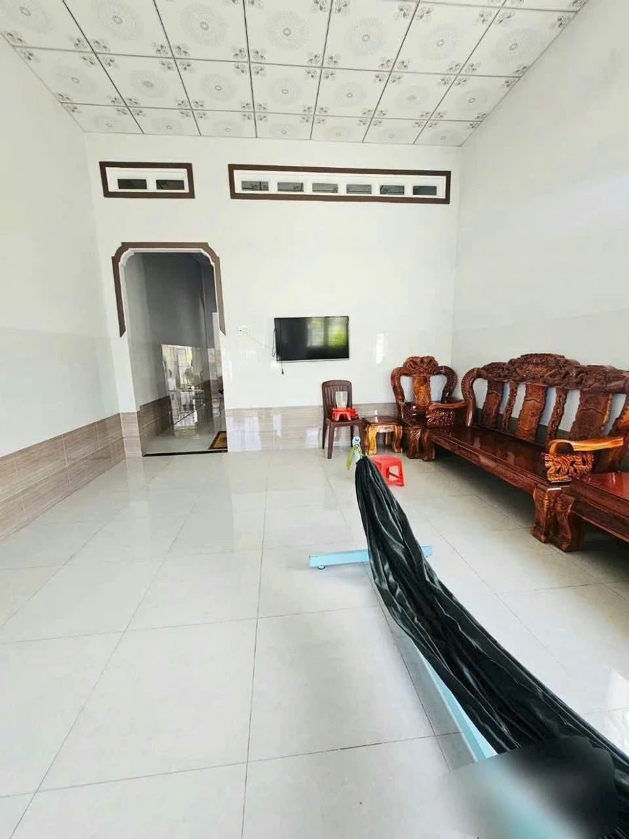 Bán nhà cấp 4 145 m² gần Trường Hoàng Lê Kha 1,35 tỷ - Ảnh thu nhỏ 2