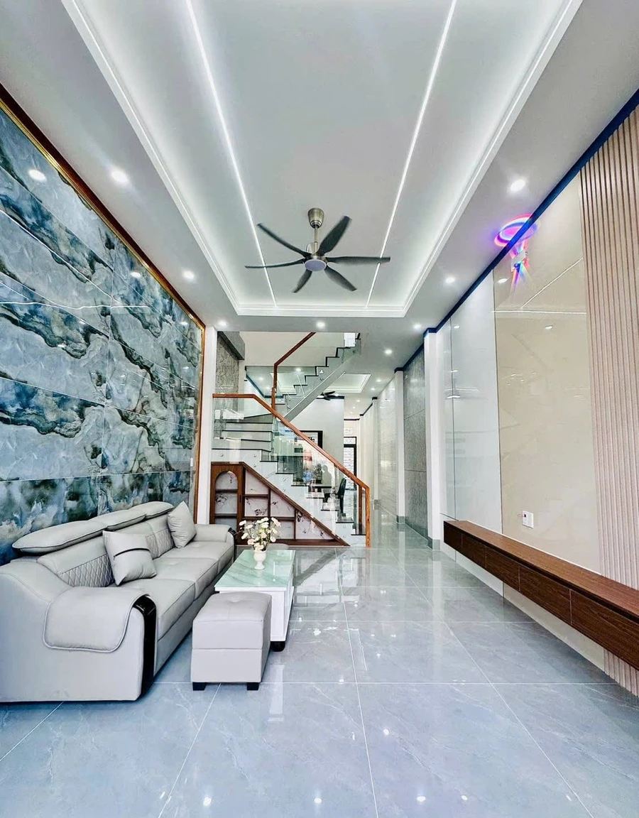 Nhà 1 trệt 1 lầu hiện đại, 3 PN, gần chợ Phú Thọ, 4.29 tỷ - Ảnh thu nhỏ 3
