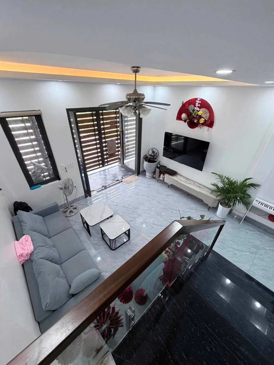 Bán nhà 3 tầng 52m² Cao Xanh 3 tỷ 150 triệu - Ảnh thu nhỏ 4