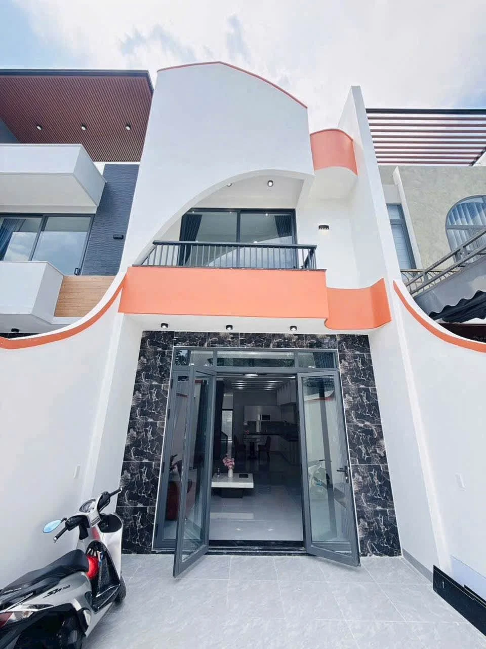 Bán nhà 1 trệt 1 lầu 112.8m² Trảng Dài 2 tỷ 950 triệu - Ảnh 1
