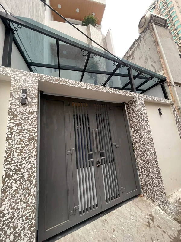 Bán nhà kiệt đường Lâm Hoành 65m2, 3 tầng, 4 phòng ngủ, gần biển, Đà Nẵng
