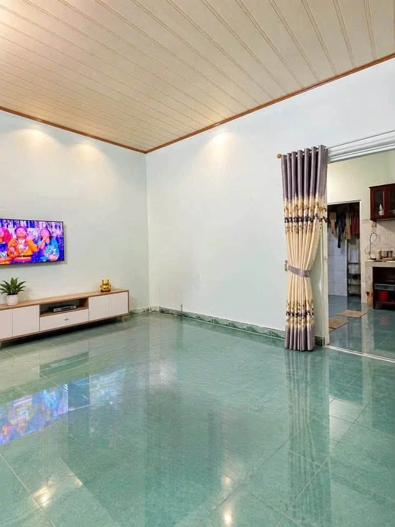 Cho thuê nhà 70m² 2 PN đường Nguyễn Thị Khắp, Dĩ An - Ảnh thu nhỏ 2